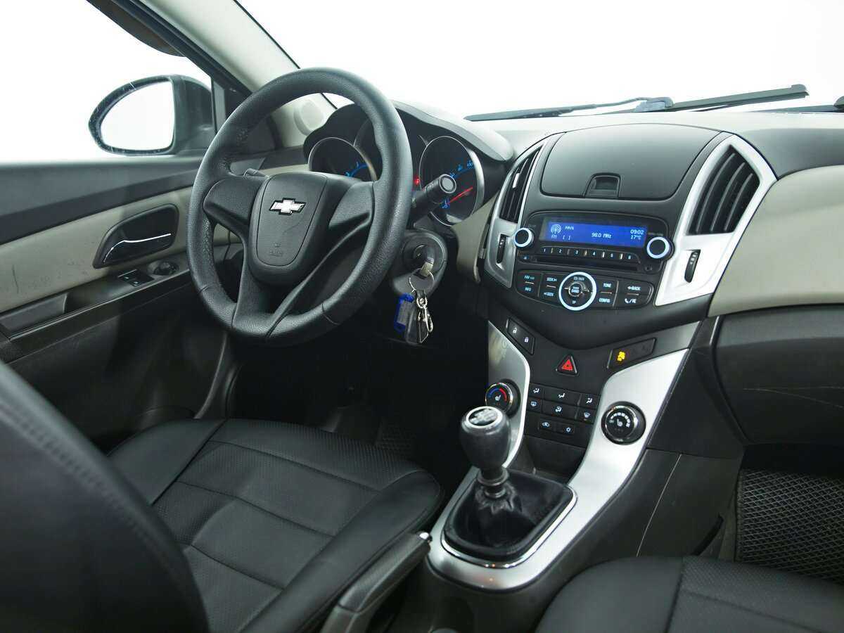Купить Chevrolet Cruze, 2013, 210 000 км, фото №15