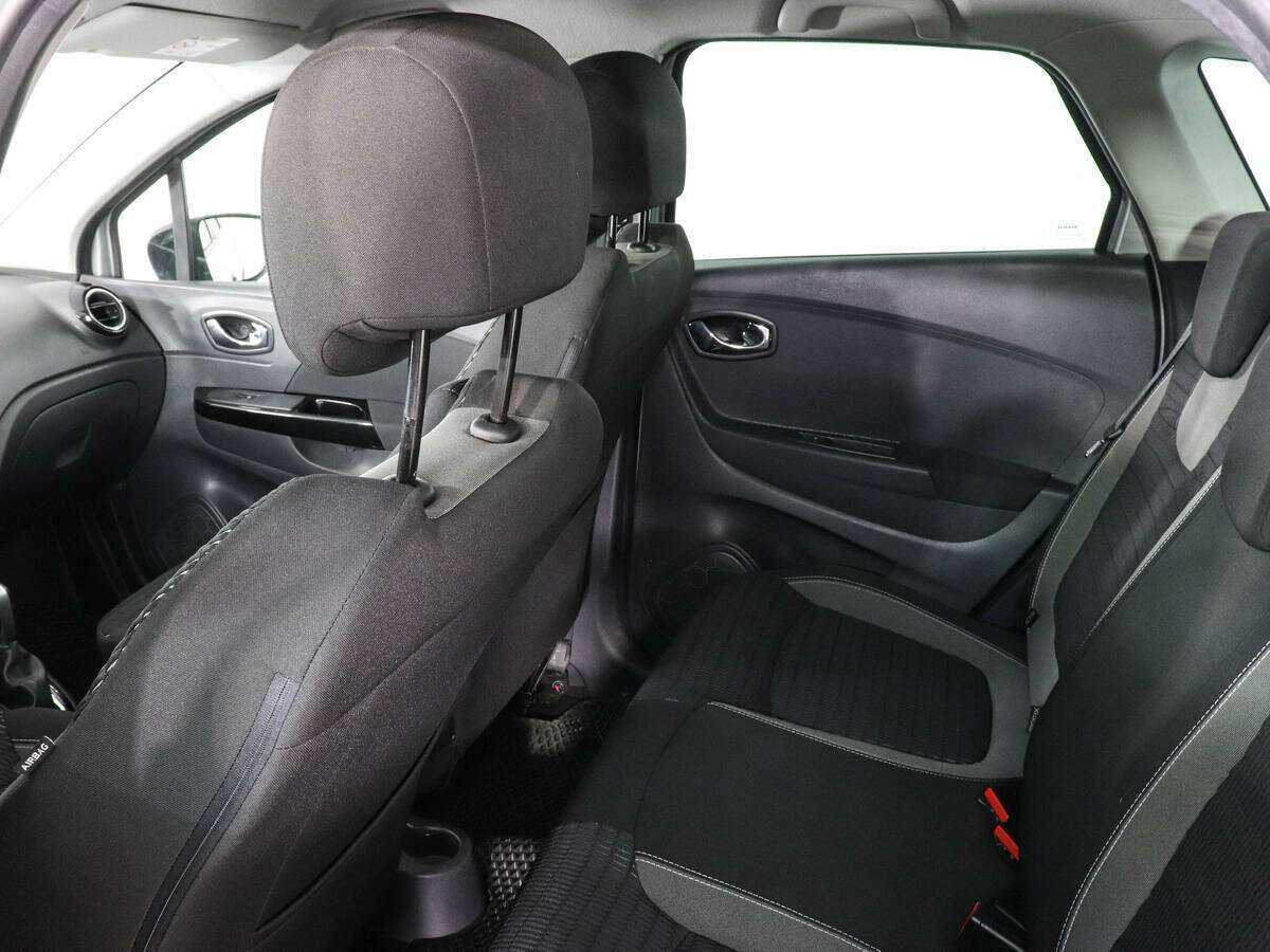Купить Renault Kaptur, 2017, 98 476 км, фото №12