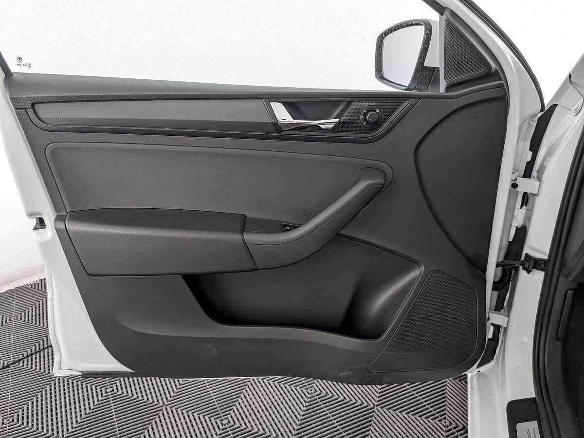 Купить Skoda Rapid, 2019, 92 650 км, фото №15