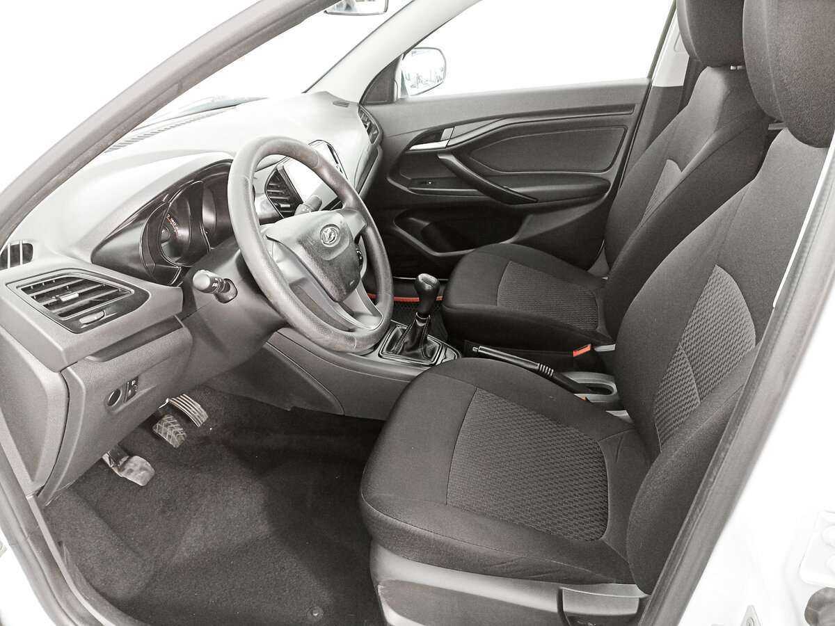 Купить Lada (ВАЗ) Vesta, 2019, 138 602 км, фото №12