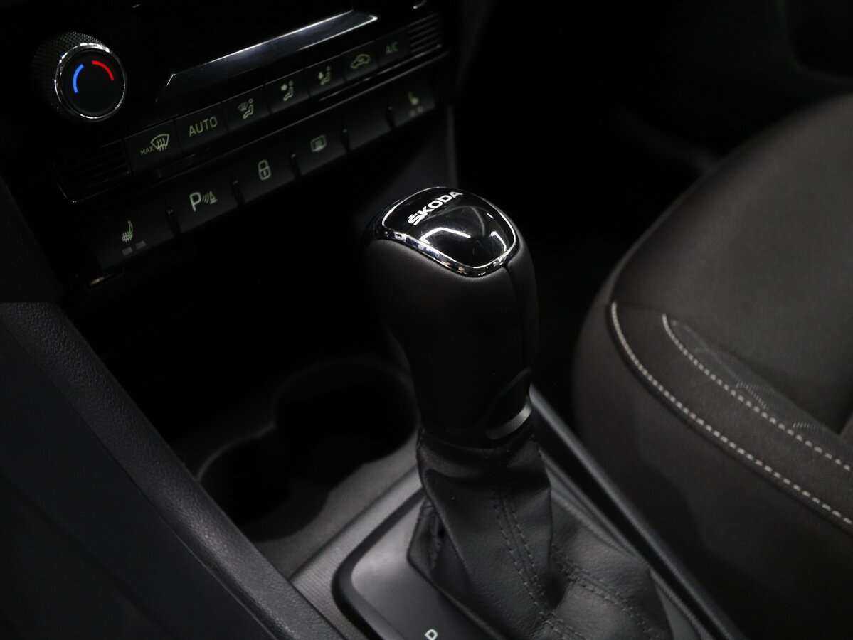 Купить Skoda Rapid, 2018, 110 000 км, фото №9