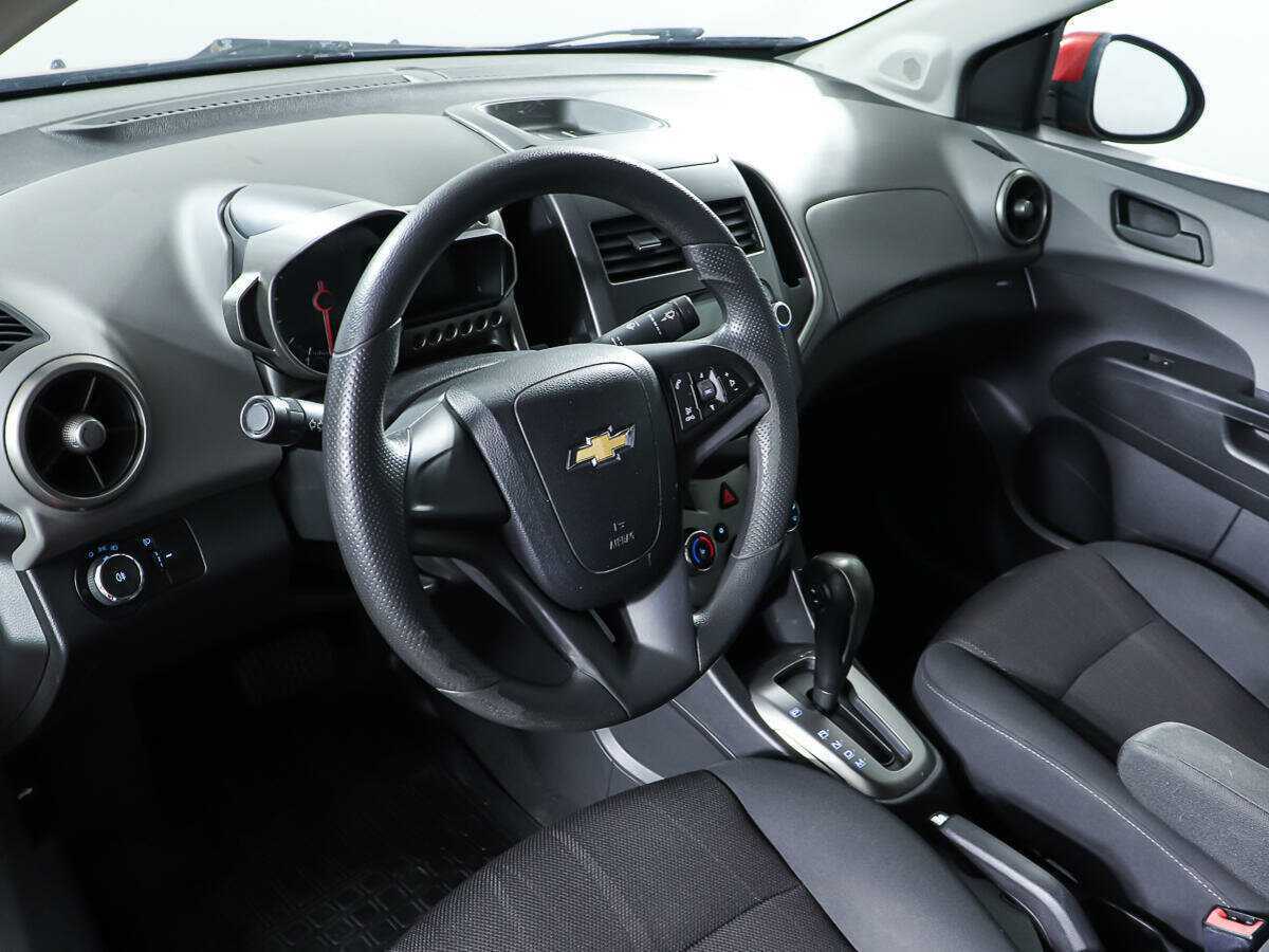 Купить Chevrolet Aveo, 2012, 116 829 км, фото №12
