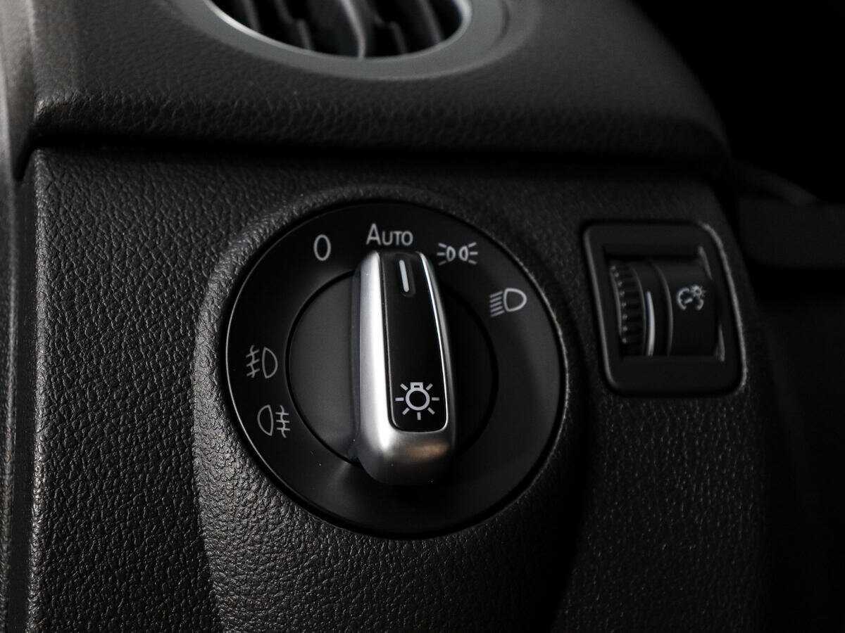 Купить Volkswagen Tiguan, 2013, 179 865 км, фото №8