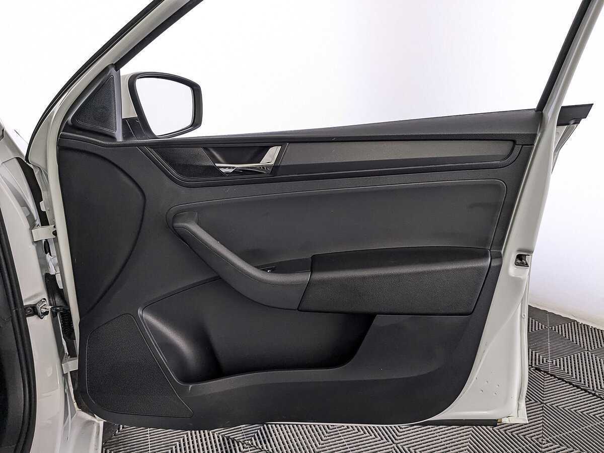 Купить Skoda Rapid, 2017, 195 557 км, фото №24