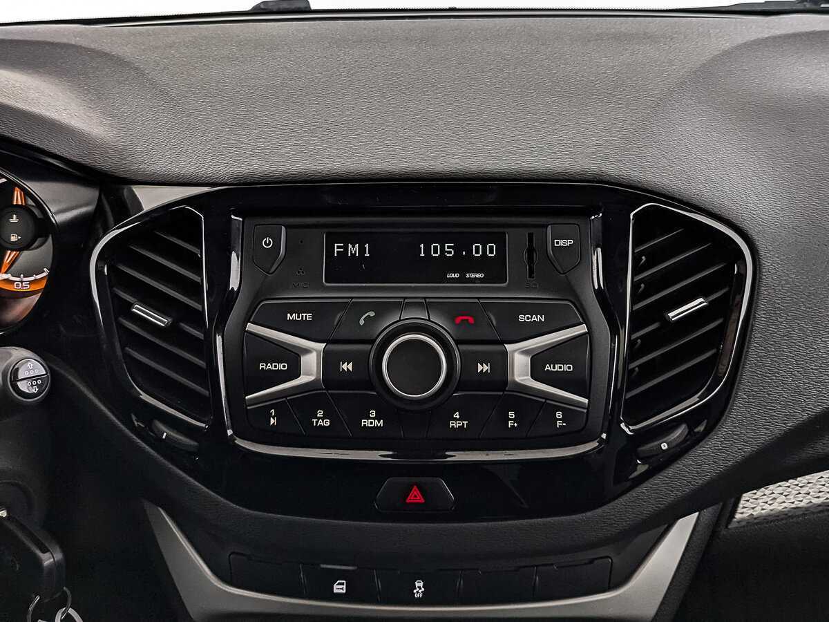 Купить Lada (ВАЗ) Vesta SW Cross, 2021, 101 579 км, фото №17