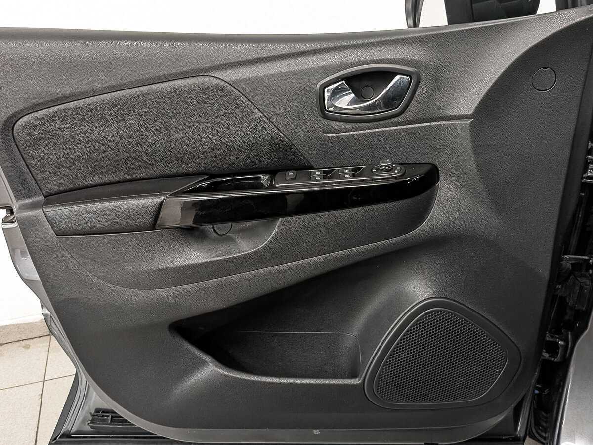Купить Renault Kaptur, 2017, 177 716 км, фото №17