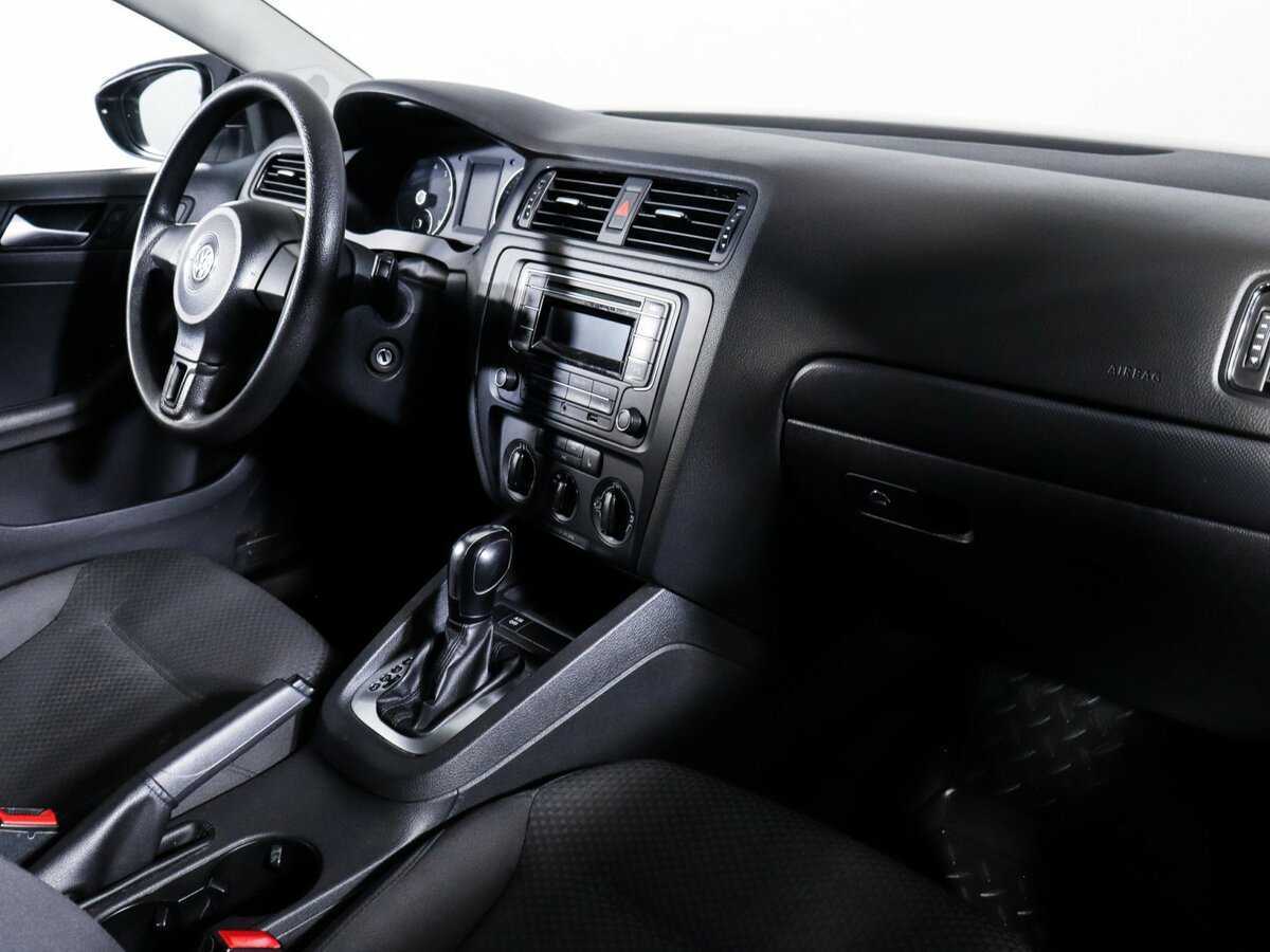 Купить Volkswagen Jetta, 2013, 198 671 км, фото №6