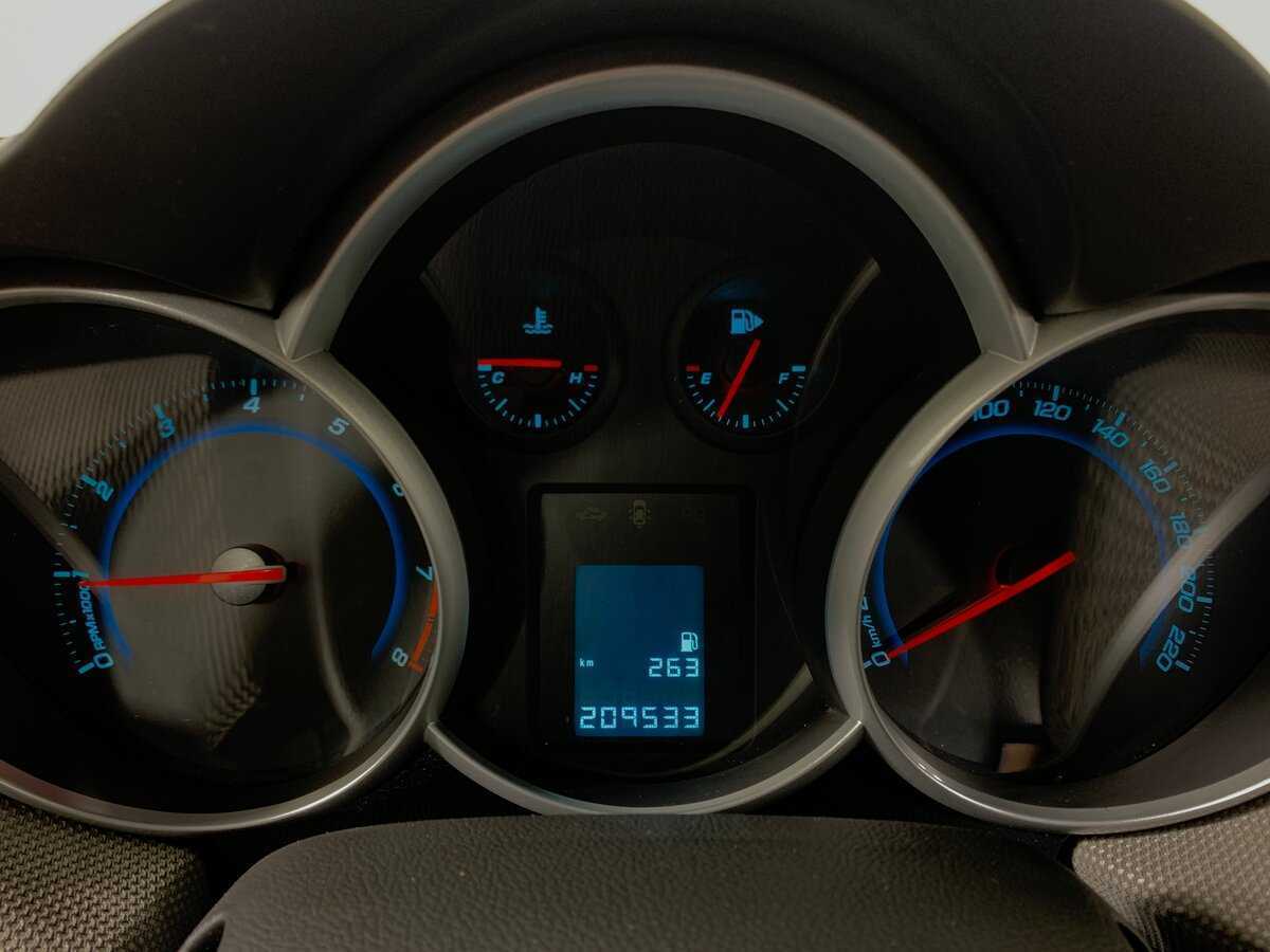 Купить Chevrolet Cruze, 2013, 210 000 км, фото №13