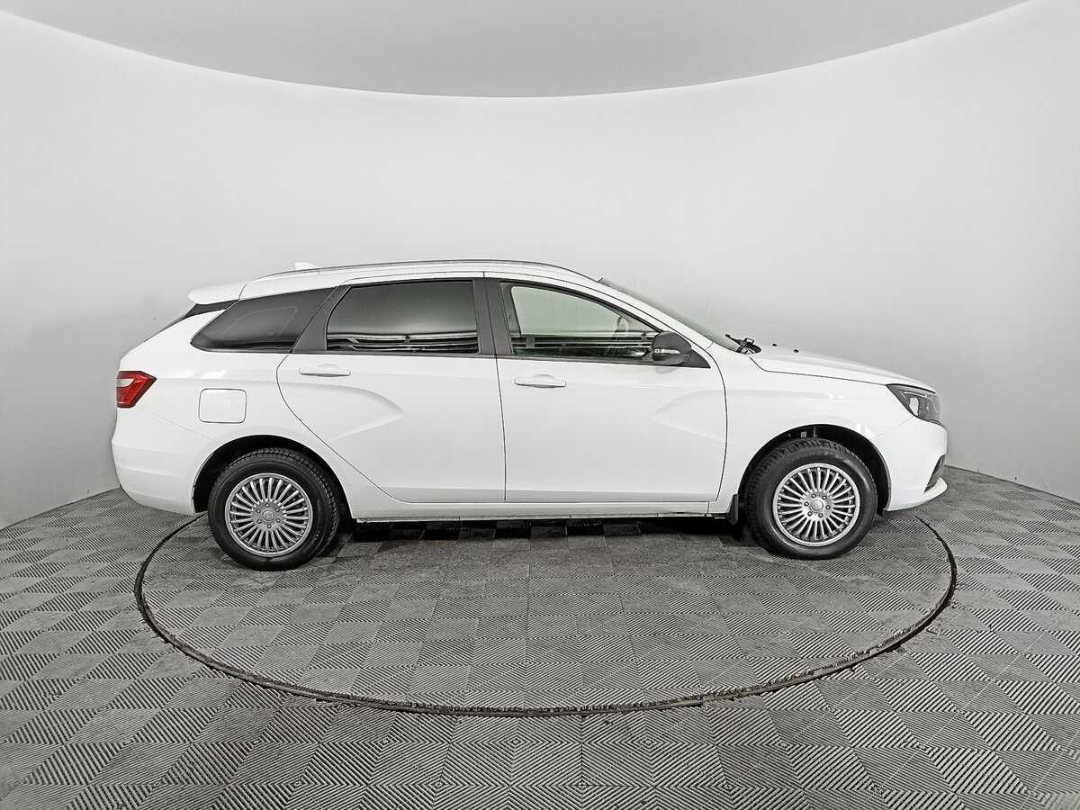Купить Lada (ВАЗ) Vesta SW, 2019, 95 647 км, фото №4