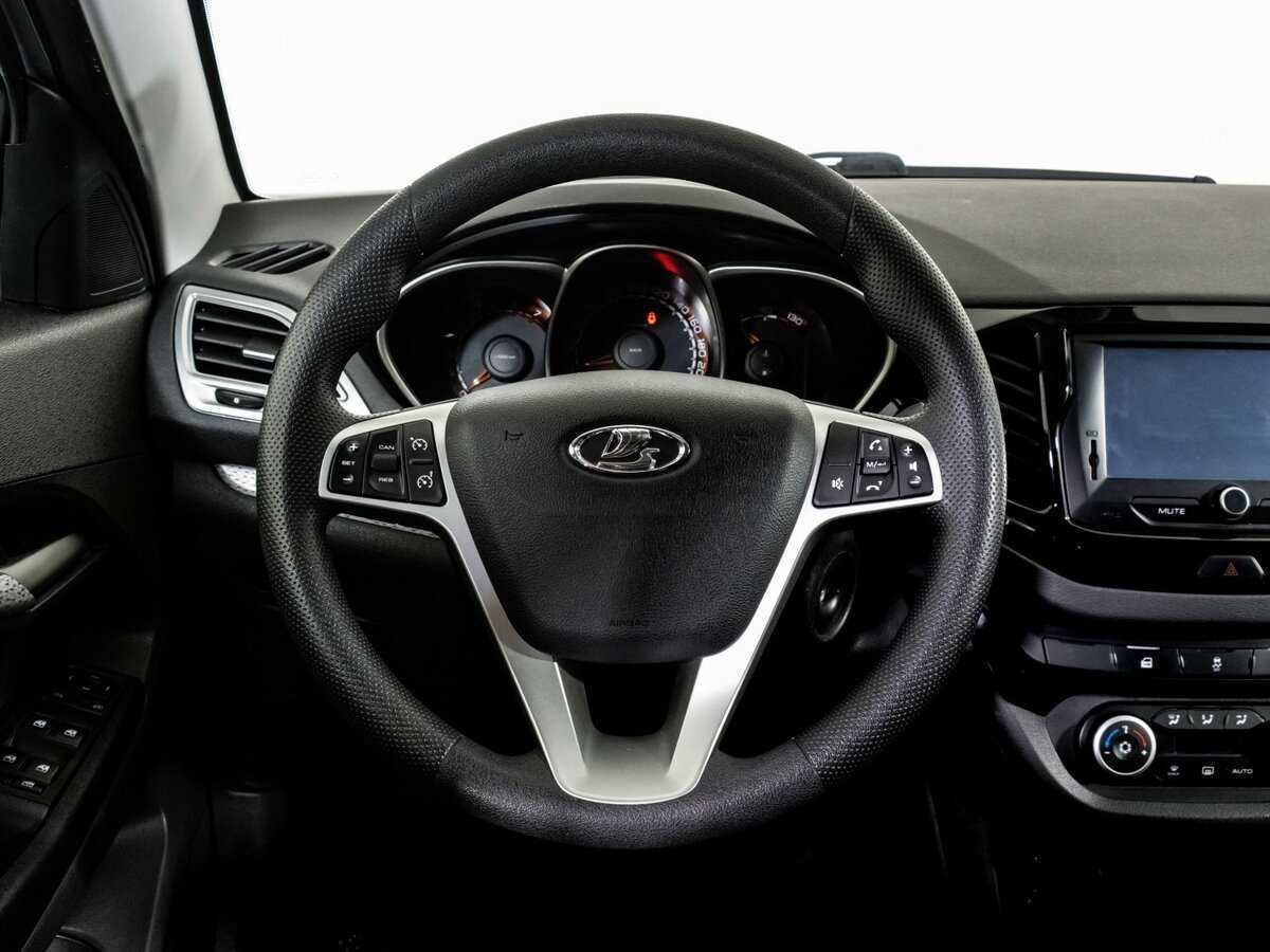 Купить Lada (ВАЗ) Vesta SW, 2019, 60 648 км, фото №12