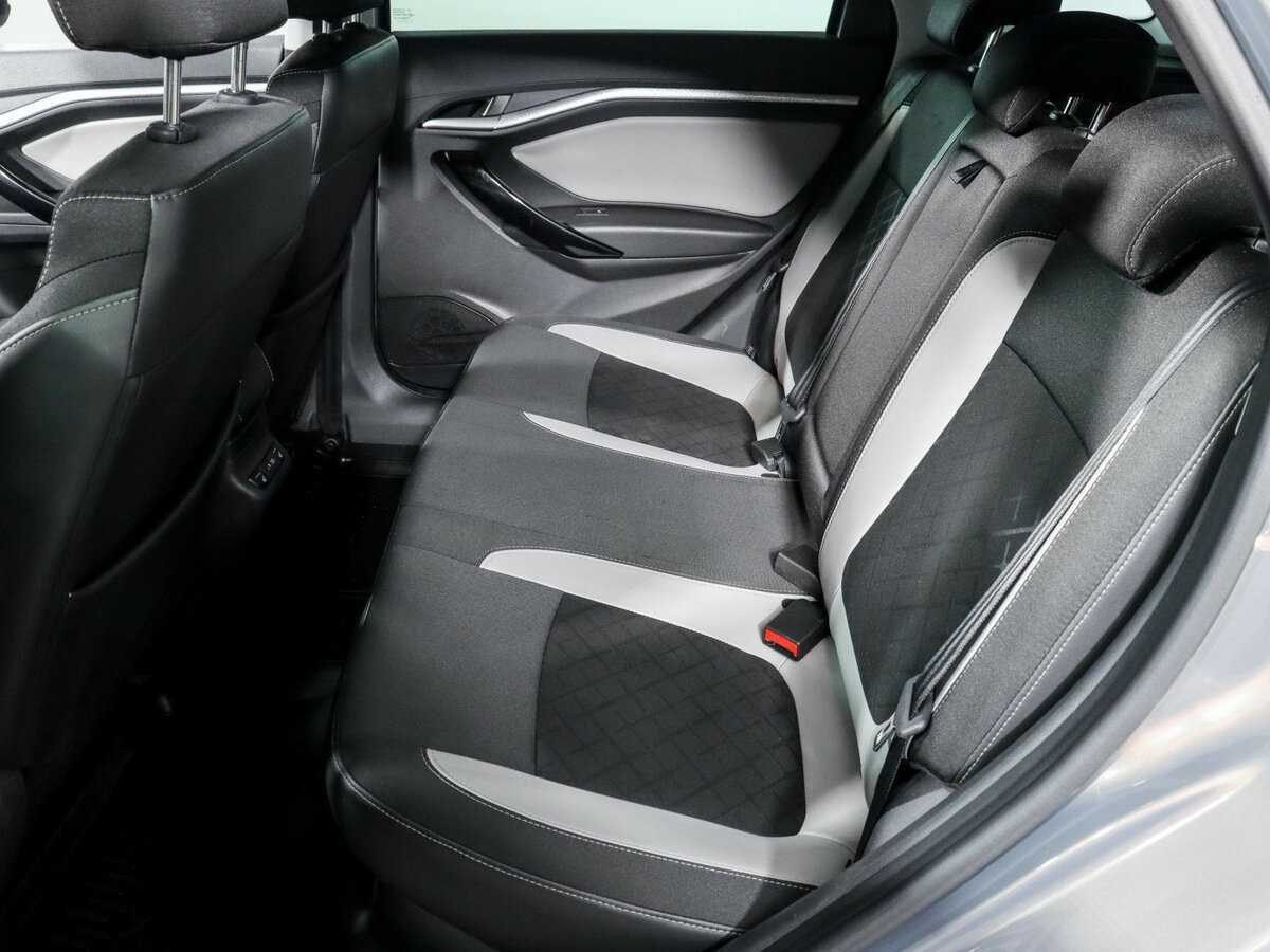 Купить Lada (ВАЗ) Vesta SW Cross, 2018, 74 551 км, фото №10